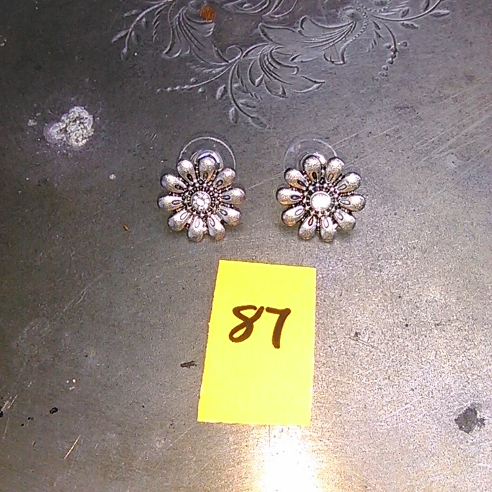 silver flower earrings